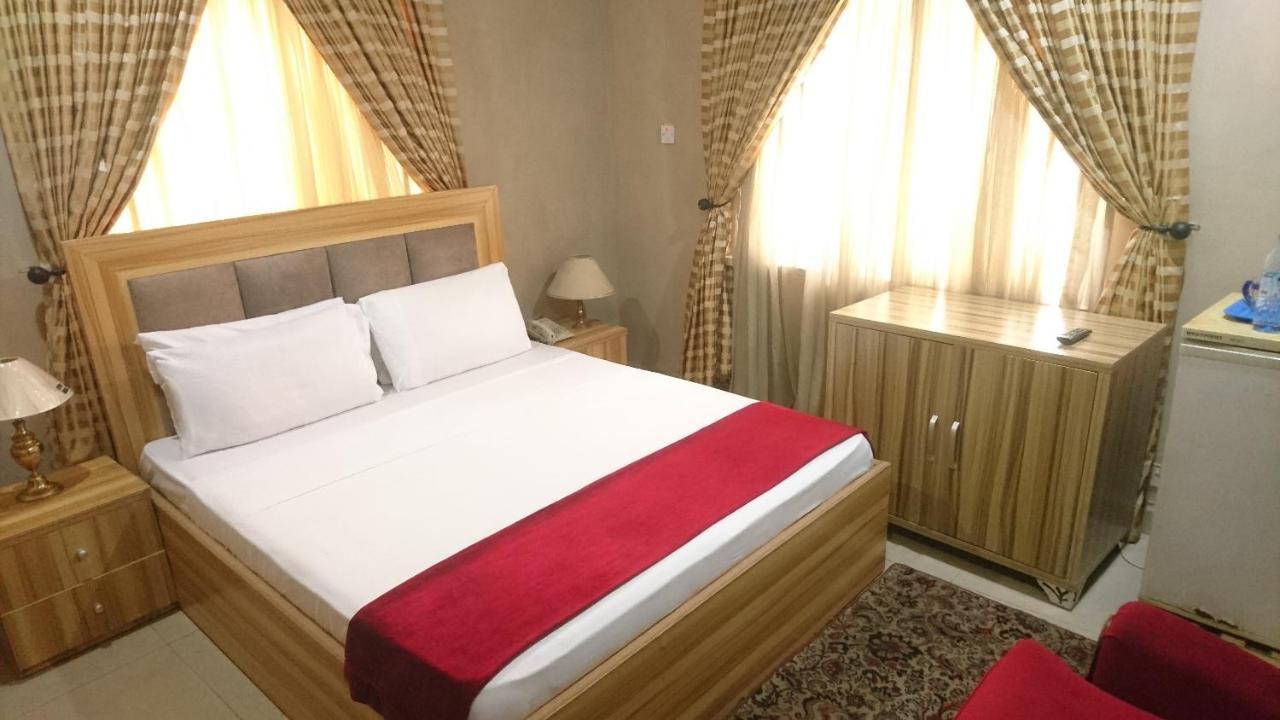 The Ambassadors Hotel Lagos Buitenkant foto