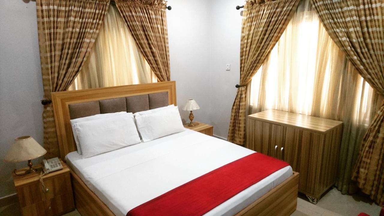 The Ambassadors Hotel Lagos Buitenkant foto